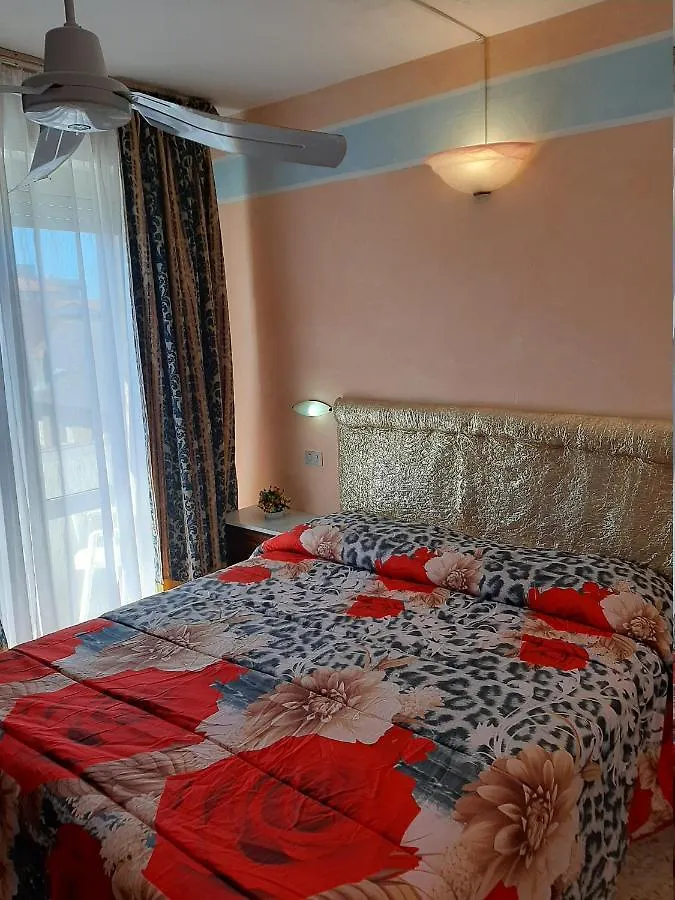 **  Hotel Gale New Lido di Camaiore Italia